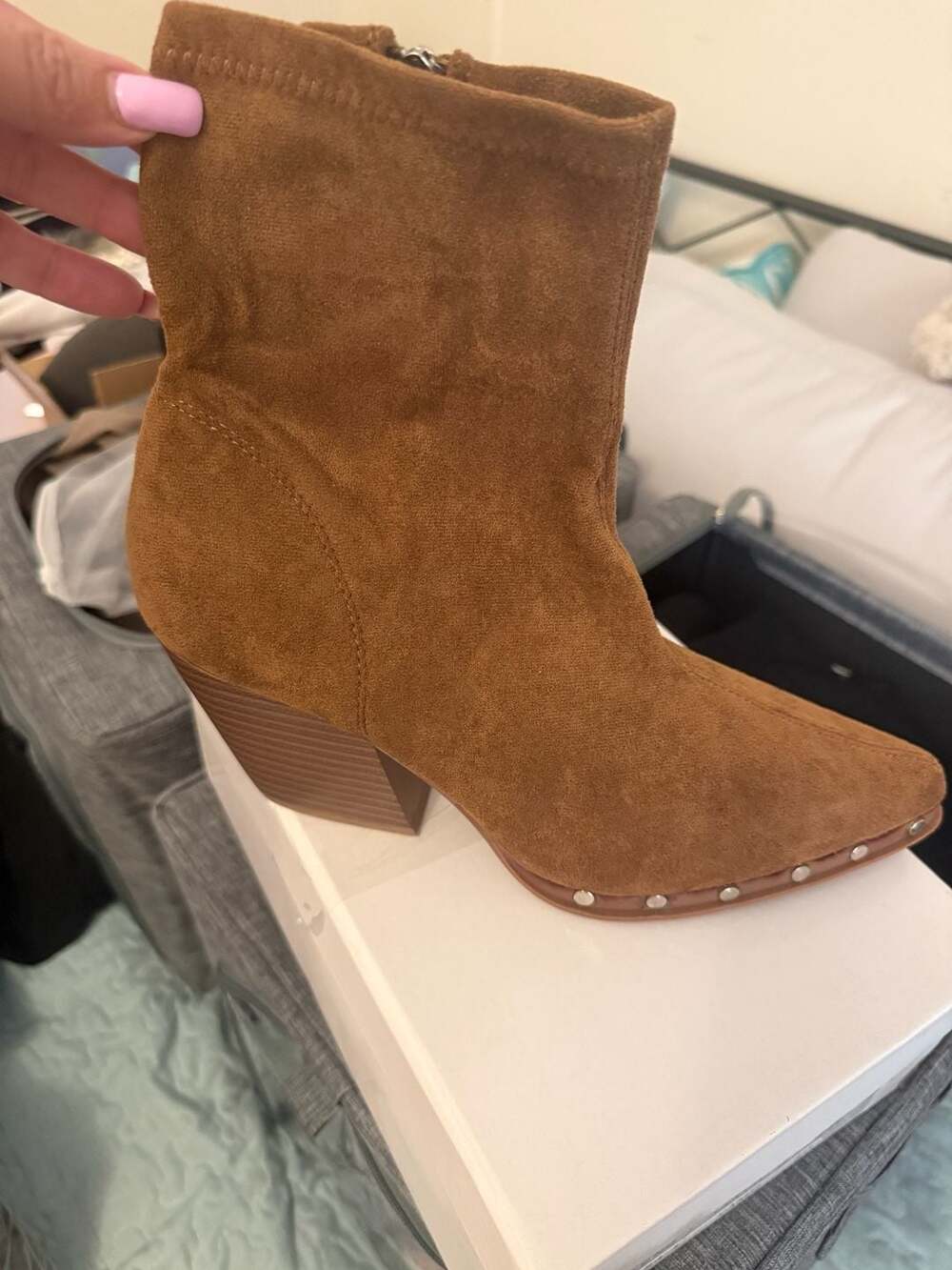 Unbranded Camel Studded Pointed Toe Ankle Boots Size 40